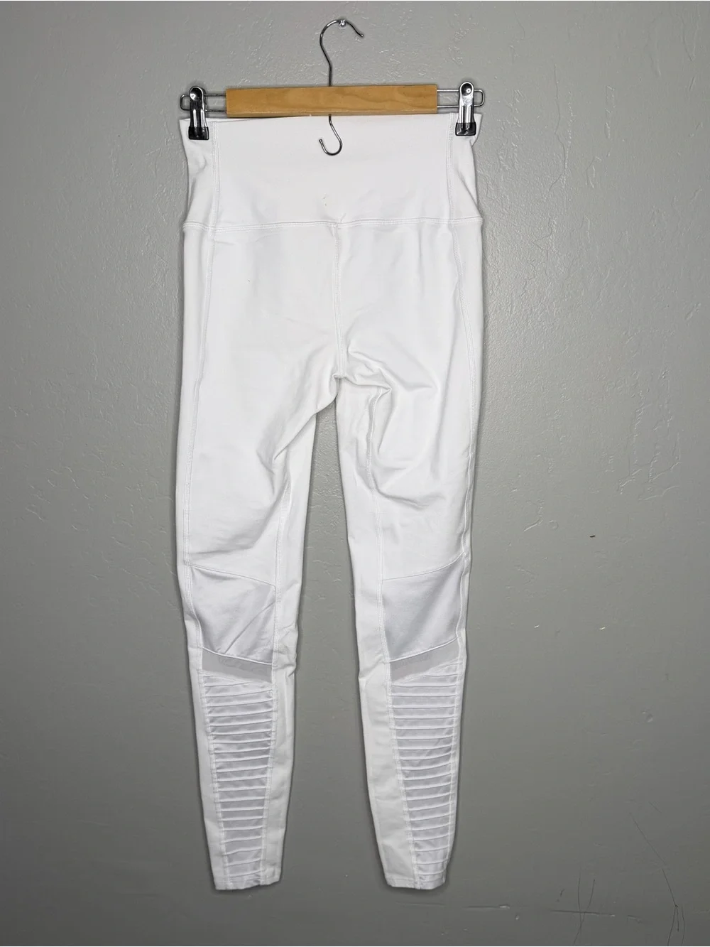 Alo Yoga Women’s High-Waist Moto Skinny Leggings Sz m